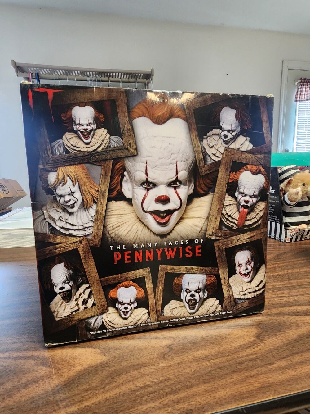 NECA IT The Many Faces of Pennywise Clown 7" Action Figure Read Description